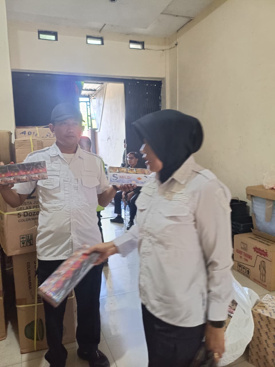 Temuan Gudang Rokok Ilegal di Cerme, Satpol PP dan Bea Cukai Gresik Amankan Jutaan Batang Rokok Tanpa Pita Cukai